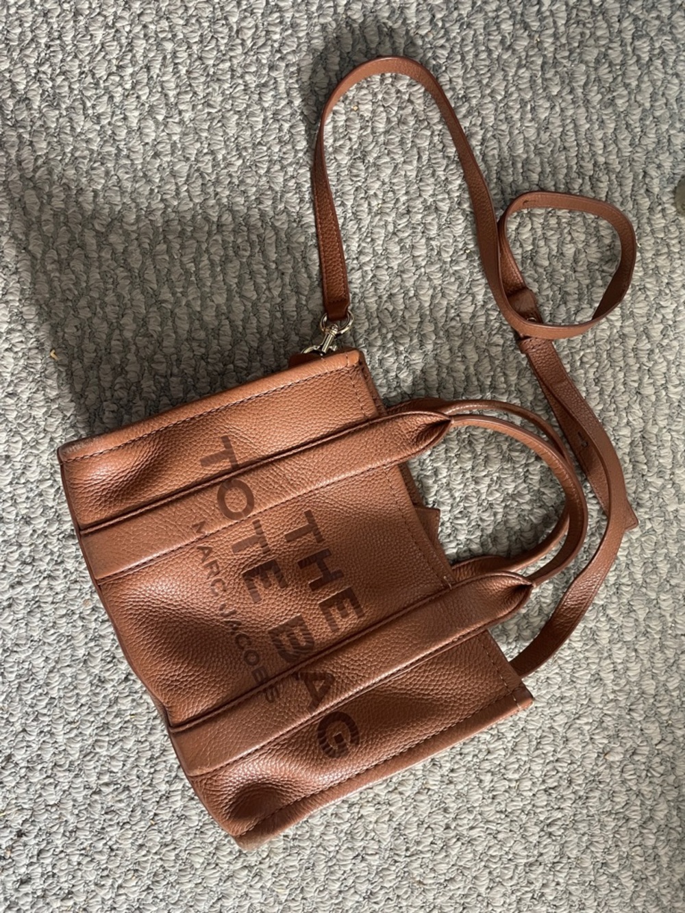 Authentic Marc Jacob's The Small Leather Tote Bag in Argan Oil